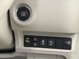 先進の安全装置が装着されています。詳しい機能についてはスタッフまでお問合せください。