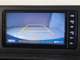 『バックモニター』を装備!駐車の際の、サポートツールとしてとっても便利!駐車が苦手な人、バックに自信がない人、だけでなく、皆さんに便利!でも、それだけに頼るのは危ないですね。