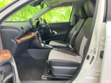 運転しやすい視認性と、操作しやすい配置が魅力。長時間の運転でも疲れにくい工夫が凝らされています。快適なドライビングをサポートします。