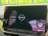 【メーカー純正9インチナビ】インテリアに溶け込むスタイリッシュな「専用設計」メーカーナビを装備♪視認性や操作性など基本性能にも優れ、より上質なカーライフをお楽しみいただけます。