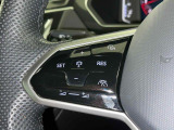 Travel Assist。設定した速度を上限に自動で加減速し、一定の車間距離,およ走行レーンを保つことでロングドライブの疲労を軽減します。