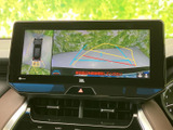 バックモニターで、後方の状況を安全確認できます。狭い道や駐車場での運転も安心です。運転の苦手な方にもおすすめです。