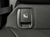 車両の詳細、ご質問につきましては、弊社営業スタッフまでお気軽にご連絡下さいませ。遠方のお客様には実車の詳細画像送信も承ります。お客様からのお問合せをお待ち致しております。