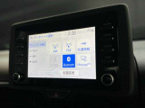 人気の純正ナビを装備しております!ナビの使いやすさはもちろん、Bluetooth接続など充実のオーディオ機能でお出かけはもちろん、通勤や買い物など普段のドライブも楽しめます♪
