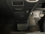 店舗にて現車の確認もいただけますので、お電話で在庫のご確認の上是非ご来店くださいませ。