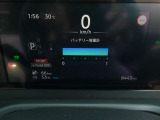視認性の良いメーターパネル☆カラーディスプレイには運転をサポートするさまざまな情報を表示します☆