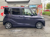 ボディカラーは「プレミアムパープルパール」。綺麗なカラーですね。