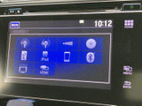 多彩なソースに対応し、様々な音楽コンテンツを楽しめます。高音質再生で、車内でのドライブタイムをより豊かに彩ります。お好みの音楽をどうぞ。