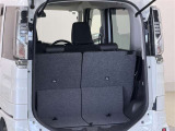 荷室はシートアレンジを行うことで広い荷室にすることが可能です 様々なシーンで活躍できますね