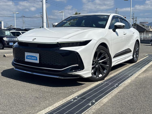 クラウンクロスオーバー 2.5 G アドバンスト レザー パッケージ E-Four 4WD