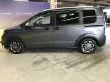 エンジンルーム、室内、クリーニング済みです。厳選したお車を屋内展示場にて展示中☆車両品質には自信がございます!ぜひ一度ご来店ください!!