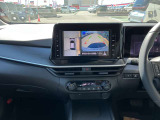アラウンドビューモニターで車の周辺状況をナビ画面で確認できます☆