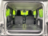 普段のお買い物や通勤、送迎等に十分な荷室スペースを確保しております。セカンドシートを倒すと、大きな荷物の積載も可能です♪