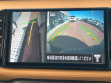 左サイドカメラとフロントカメラ運転席から死角となりやすい車両左前部分や前方部分もバッチリ見えます♪