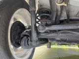 お車を安心してお乗りいただく為には、足回りの定期点検が欠かせません。サービスサポート(有償保証)では無料点検もご提供しており、安心のカーライフをお過ごしいただけるサポート体制が整っています。