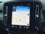 【9インチタッチスクリーン純正HDDナビ】「Apple Car Play」「Android Auto」対応のボルボ先進ナビゲーション「SENSUS」。最新地図データへ無料更新してお渡しします。