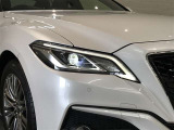 LEDヘッドライトです。デザイン性がよくとても明るいので、夜間の走行や悪天候でも安心です。しかも長寿命!