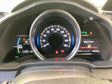 見やすいメーター類で、運転状況を的確に把握できます。運転に必要な情報をひと目で確認でき、安全運転をサポートします。