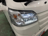 LEDヘッドライトなので夜間の運転も安心ですね