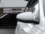 【フォルクスワーゲン認定中古車】 メーカー指定の厳しい選定基準をクリアしたお車を、時間をかけ丁寧に仕上げてお届け致します。全国対応の認定中古車保証が付帯されますので、県外の方も安心です。