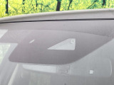 【i-ACTIVESENSE】走行中に前方の車両等を認識し、衝突しそうな時は警報とブレーキで衝突回避と被害軽減をアシスト。より安全にドライブをお楽しみいただけます。