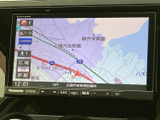 高精細な地図画面で、目的地までの道順をわかりやすく表示。スムーズなナビゲーションで、遠出も安心です。