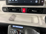 置くだけ充電付いてますね