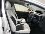 見通しのよいすっきりとした視界で、誰でも運転しやすいです。運転のしやすさは疲れにくさにも繋がりますよ♪