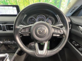 【純正革巻きステアリング】上質な革を使用することで、手にしっかり馴染みとても運転しやすいハンドルです♪