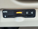 【ETC】高速道路の料金所をストレスなく通過!話題のスポットやサービスエリアに多い「スマートIC」利用時は必須のアイテムです。当店でセットアップを実施、ご納車当日からすぐにご利用いただけます!
