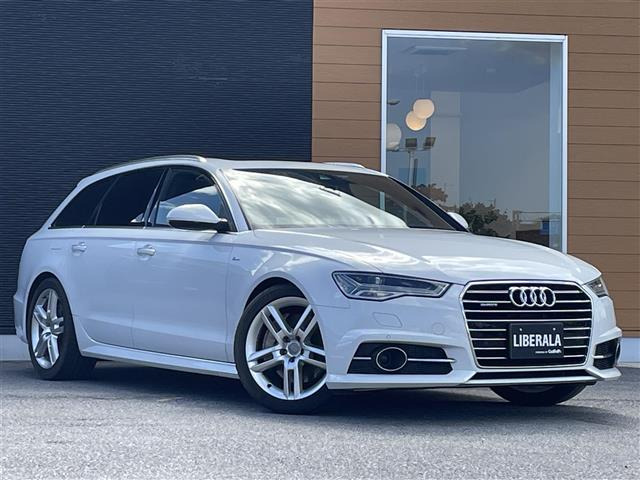 A6アバント 3.0 TFSI クワトロ Sライン 4WD 本革シート
