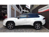 【トヨタ認定中古車】まるごとクリ-ニング(見えない所まで徹底洗浄)、車両検査証明書(車の状態を徹底検査)、ロングラン保証(買ってからも安心!)、3つの安心をセットにしたトヨタ販売店の中古車ブランドです