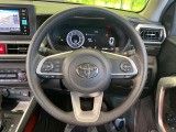 【ステアリングスイッチ】運転中、前方から目線をそらすことなく、オーディオ等の操作が可能な便利機能!安心&快適なドライブを演出してくれます♪