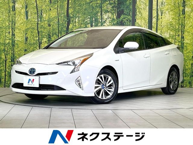 トヨタ プリウス 