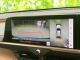 駐車時の安全性を高めるバックモニター。ガイドライン表示で、狭い場所でもスムーズな駐車操作をサポートします。後方確認も安心です。