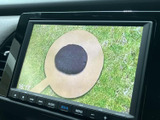 停車中にテレビや映像を楽しめる機能。長距離移動の休憩時などに、リラックスした時間を過ごせます。エンターテイメント性も充実しています。