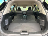 普段のお買い物や通勤、送迎等に十分な荷室スペースを確保しております。セカンドシートを倒すと、大きな荷物の積載も可能です♪