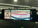 【360&deg;ビューモニター】専用のカメラにより、上から見下ろしたような視点で360度クルマの周囲を確認することができます☆死角部分も確認しやすく、狭い場所での切り返しや駐車もスムーズに行えます。