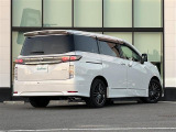 店舗にて現車の確認もいただけますので、お電話で在庫のご確認の上是非ご来店くださいませ。