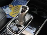 【車屋】として、長く車業界に従事した経験豊富なスタッフが在籍しております。
