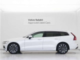 48Vハイブリッドが実現する静かで上質な走り。レスポンスに優れた7速デュアルクラッチ式トランスミッション(7G-DCT)と組み合わされたゆとりある走りを満喫していただけます。