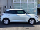 衝突被害軽減ブレーキシステム、低速時ブレーキサポートなどのスズキセーフティサポートを搭載しています。
