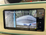 【パノラマモニター】専用のカメラにより、上から見下ろしたような視点で360度クルマの周囲を確認することができます☆死角部分も確認しやすく、狭い場所での切り返しや駐車もスムーズに行えます。