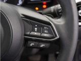 ◆アダプティブクルーズコントロール◆予め設定した車速内でクルマが自動的に加減速。前走車との適切な車間距離を維持しながら追従走行します。