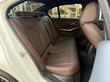 車両の詳細、ご質問につきましては、弊社営業スタッフまでお気軽にご連絡下さいませ。遠方のお客様には実車の詳細画像送信も承ります。お客様からのお問合せをお待ち致しております。