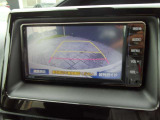 バックガイドモニターで、後方を確認しながら安心して駐車することができます。運転初心者も熟練者も必須の機能ですよ!