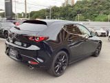 安心のマツダディーラー車です。新車も同時にご検討可能です。特典もご用意しております。