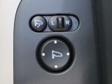 電動格納ミラー