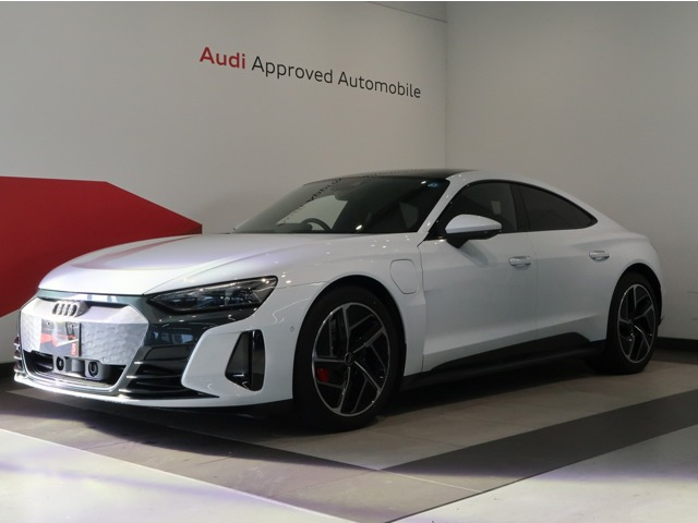 e-tron GT クワトロ 4WD