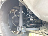お車を安心してお乗りいただく為には、足回りの定期点検が欠かせません。サービスサポート(有償保証)では無料点検もご提供しており、安心のカーライフをお過ごしいただけるサポート体制が整っています。